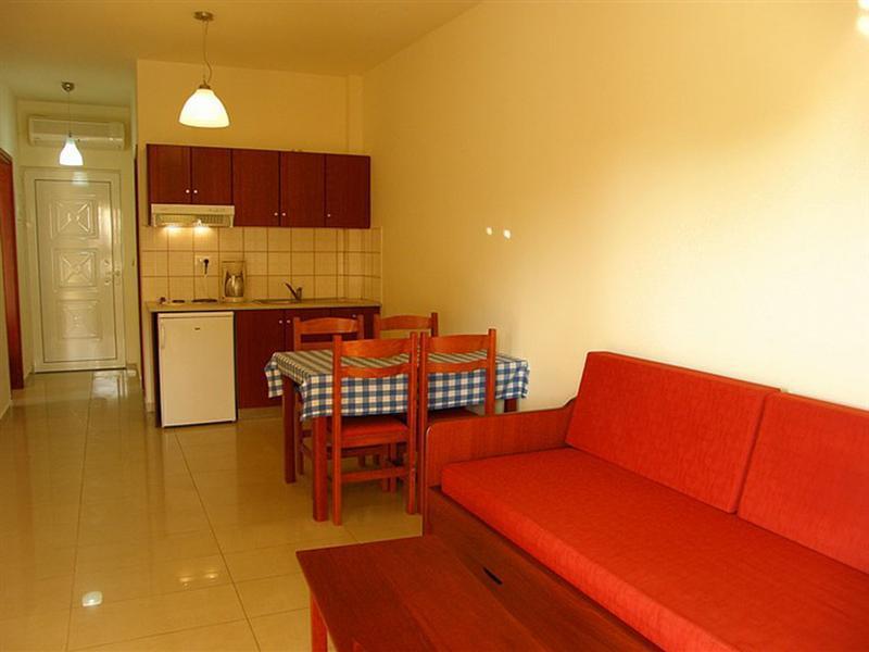 Artemis Apartments Stalos Exterior photo