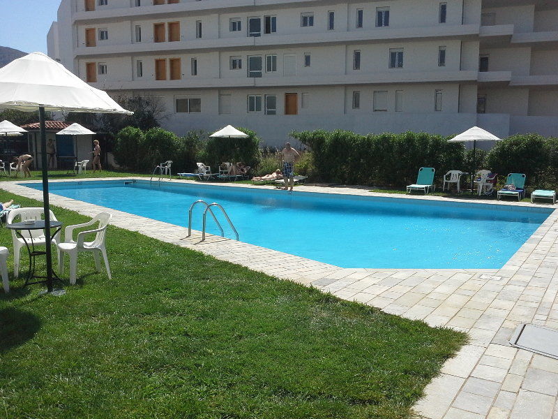 Artemis Apartments Stalos Exterior photo